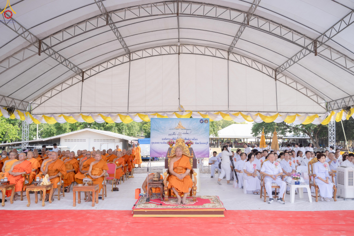ธุดงคสถานพัฒนานิคม จัดพิธีทอดผ้าป่าและตอกเสาเข็มมงคลต้นแรก สร้างองค์พระเจดีย์เพื่อสร้างสันติภาพโลก