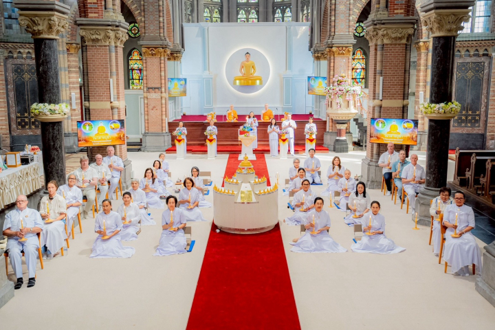 วัดพระธรรมกายเนเธอร์แลนด์ จัดงานบุญวันวิสาขบูชา