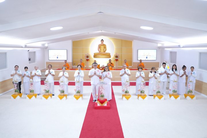 วัดพระธรรมกายจอร์เจีย จัดงานบุญบูชาข้าวพระ 