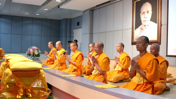 ศูนย์ปฏิบัติธรรมแก้วเมืองพล จัดพิธีทอดผ้าป่าสถาปนาเพื่อสร้างกุฏิที่พักสงฆ์ และอาคารอบรมธรรมทายาท