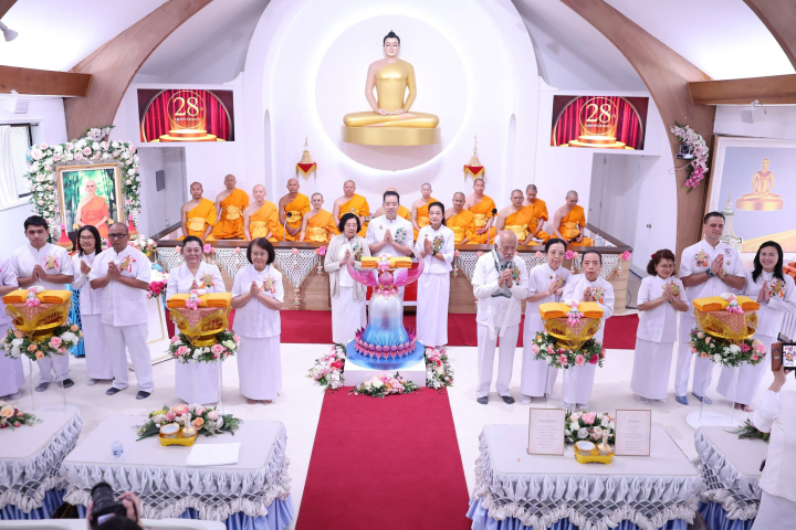 วัดพระธรรมกายซีแอตเติล  จัดพิธีทอดผ้าป่าฉลองครบรอบ 28 ปี วัดพระธรรมกายซีแอตเติล