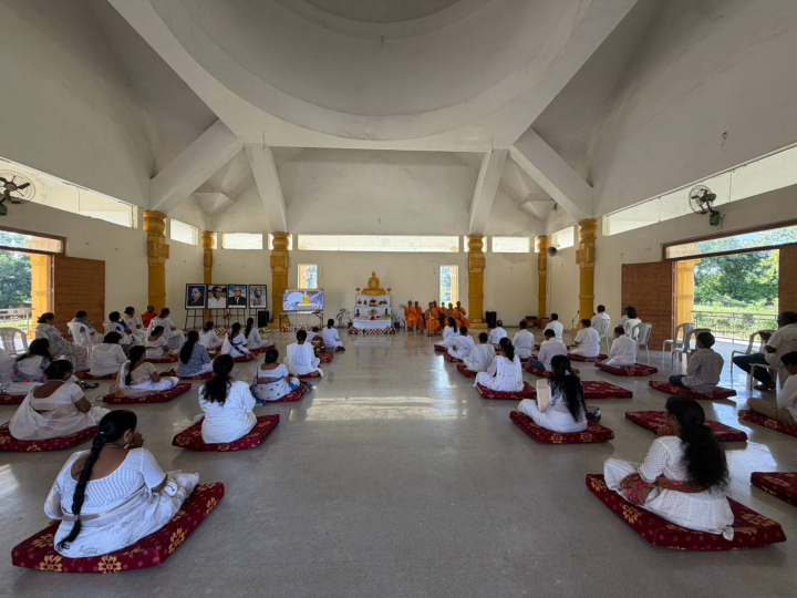 คณะพระภิกษุสงฆ์วัดพุทธสันติวัน ธรรมชัย ปฏิบัติศาสนกิจเผยแผ่พระพุทธศาสนาวิชชาธรรมกายในประเทศอินเดีย