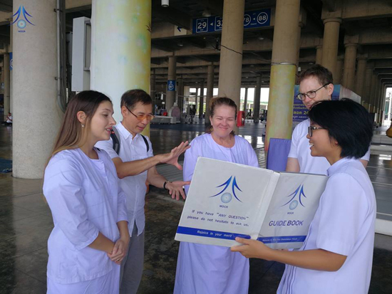 ชาวต่างชาติเยี่ยม ชมวัดพระธรรมกาย