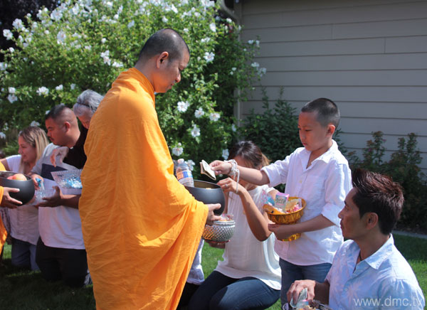 วัดพระธรรมกายซีแอตเติล จัดปฏิบัติธรรมเมืองพาสโก้
