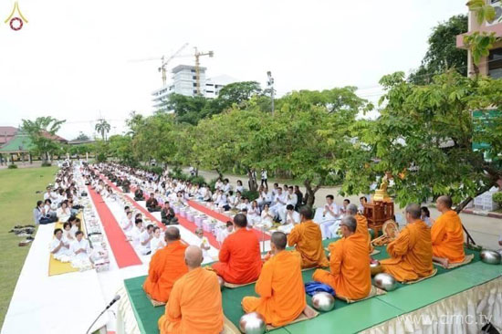พิธีถวายสังฆทาน 323 วัด 4 จังหวัดชายแดนใต้ ปีที่ 14 ครั้งที่ 136