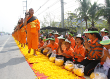 กลอนธุดงค์ธรรมชัย รวมบทกลอนเกี่ยวกับการเดินธุดงค์ธรรมชัย