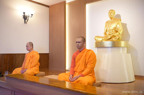 วัดพระธรรมกายกุมมะ จัดกิจกรรมเนื่องในวันพระ