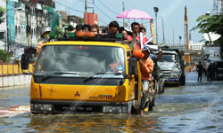 ประมวลภาพน้ำท่วมบางพลัด