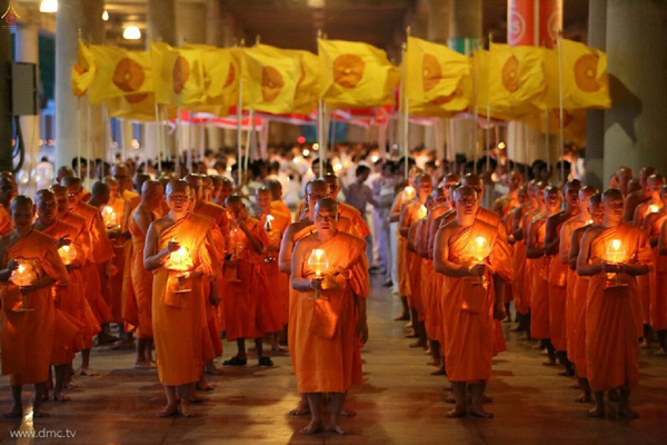 ประมวลภาพวันวิสาขบูชา ประจำปี พ.ศ. 2558 ณ วัดพระธรรมกาย