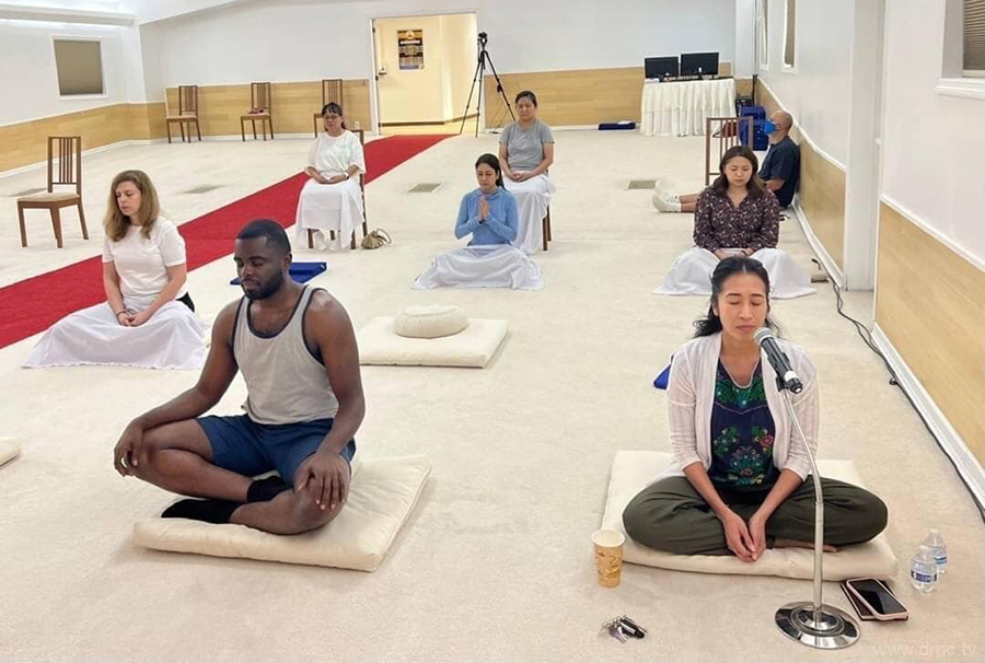 วัดพระธรรมกายจอร์เจีย จัดกิจกรรมนั่งสมาธิสำหรับชาวท้องถิ่น