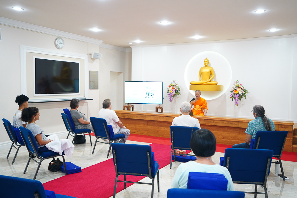 วัดพระธรรมกายปาล์มบีช จัดกิจกรรม Mindful Relaxation Meditation