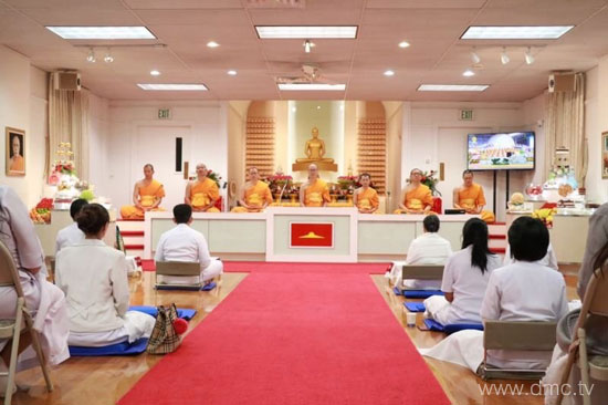 วัดพระธรรมกายบอสตัน จัดงานบุญบูชาข้าวพระ
