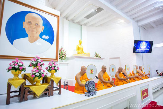 วัดพระธรรมกายแคลิฟอร์เนีย จัดงานบุญวันคล้ายวันละสังขารคุณยายฯ
