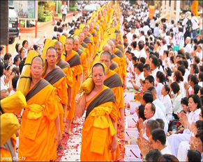 ประมวลภาพธุดงค์อัญเชิญหลวงปู่ทองคำ ประจำวันที่ 3 เม.ย 2555