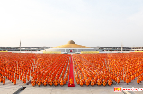 โครงการอุปสมบทหมู่ภาคฤดูร้อน 100,000 รูป ทุกหมู่บ้านทั่วไทย ปี2554