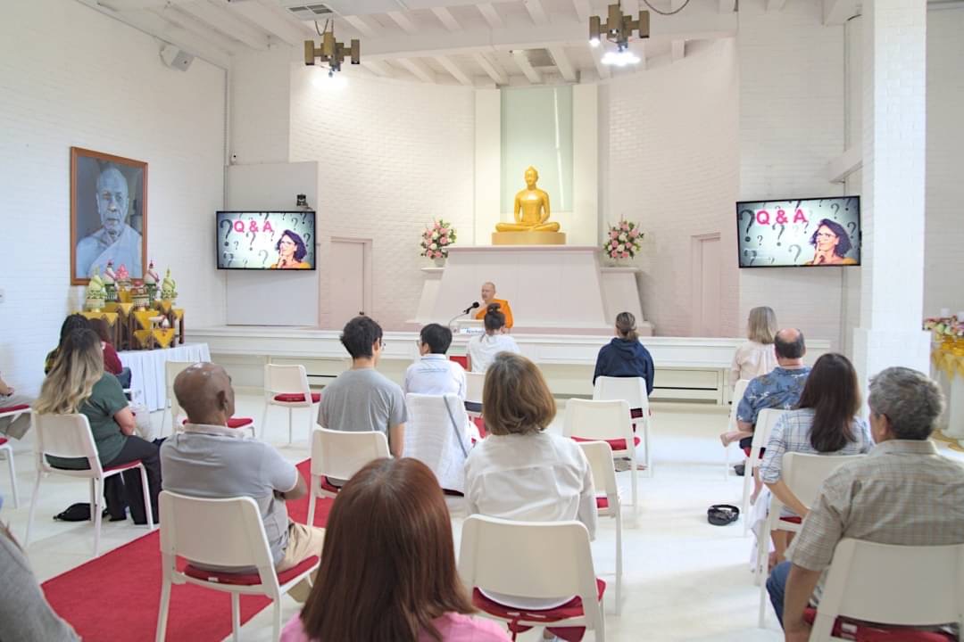 วัดพระธรรมกายแคลิฟอร์เนีย จัดกิจกรรมนั่งสมาธิสำหรับชาวท้องถิ่น
