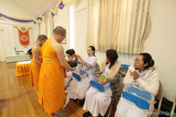 วัดพระธรรมกายบอสตัน จัดพิธีถวายกองบุญปัญญาบารมี