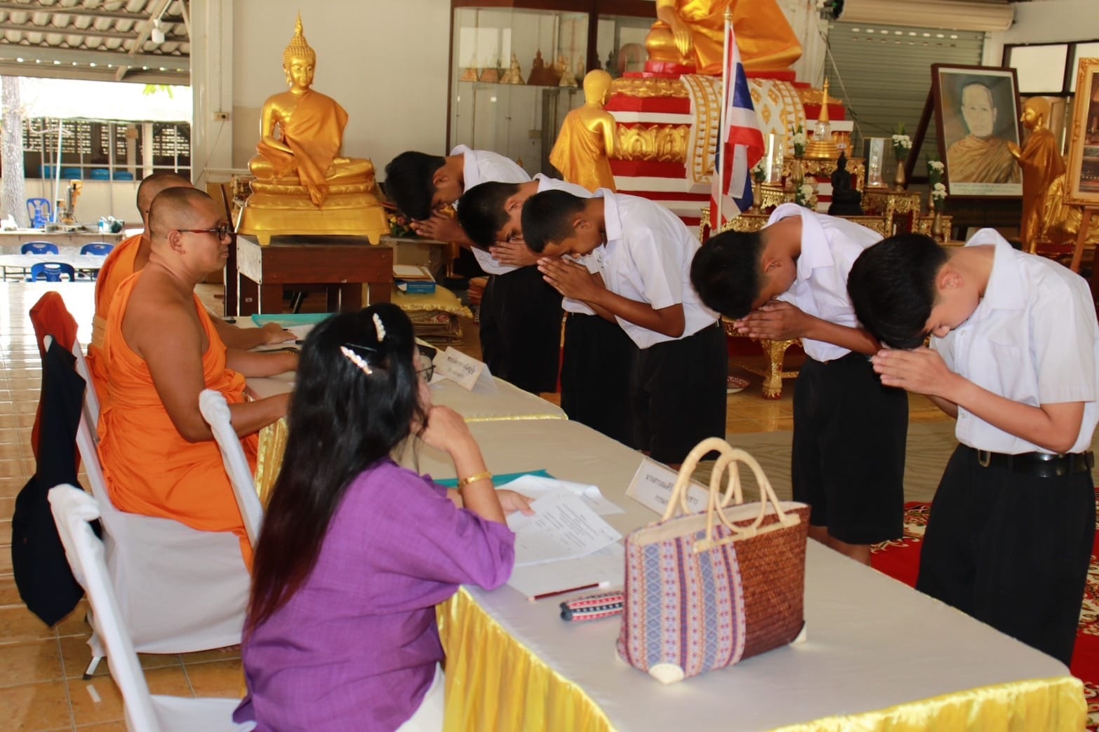 สำนักงานวัฒนธรรมจังหวัดนราธิวาส จัดประกวดสวดมนต์หมู่และประกวดบรรยายธรรม