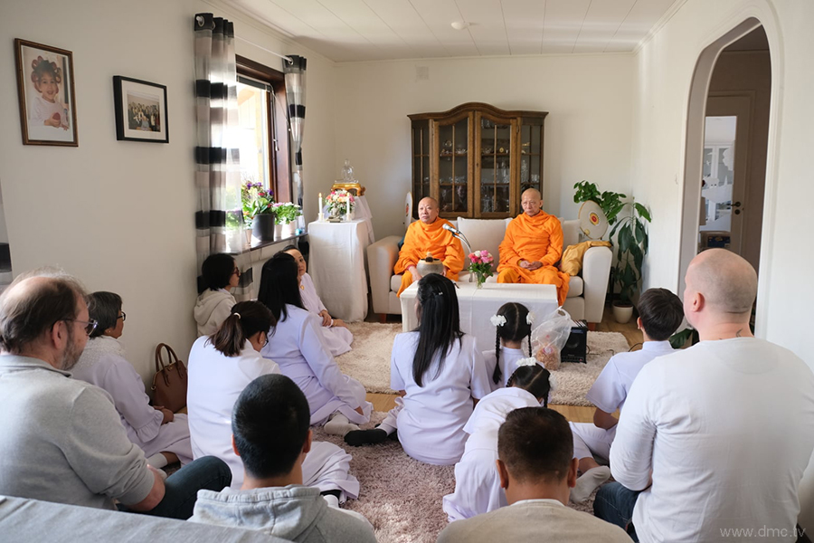 วัดพระธรรมกายบูโรส จัดปฏิบัติธรรมบ้านกัลยาณมิตร