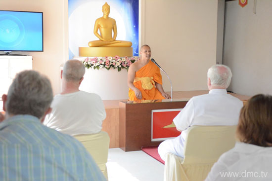 โครงการปฏิบัติธรรมชาวท้องถิ่น ณ วัดพุทธฮัมบวร์ก