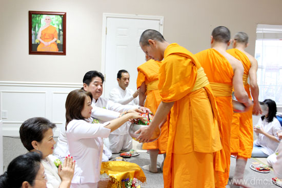 วัดพระธรรมกายเทนเนสซี จัดงานบุญวันอาทิตย์