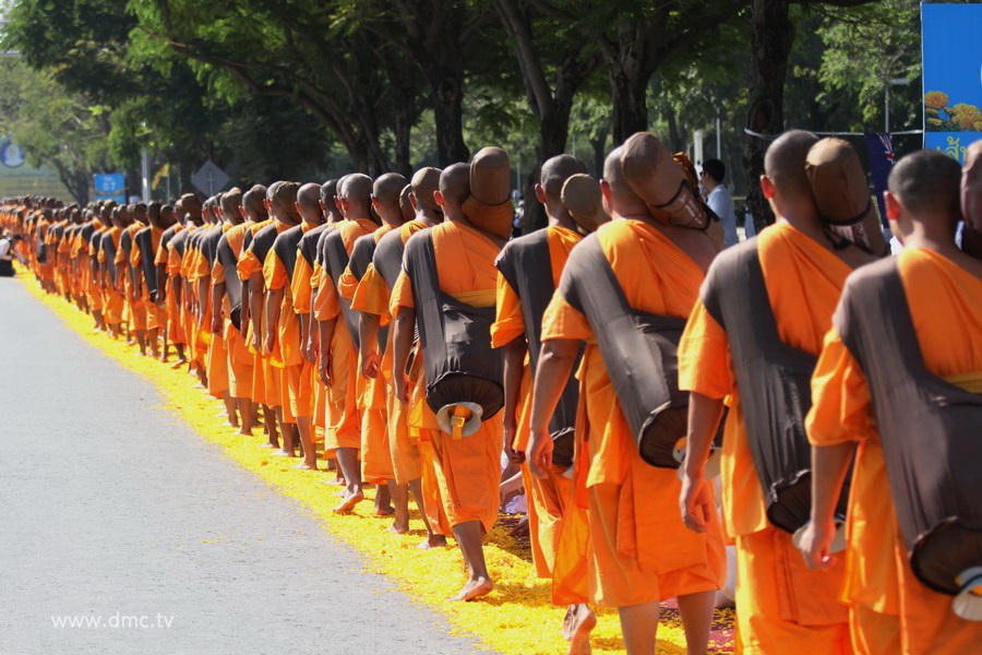 ประมวลภาพธุดงค์ธรรมชัย ปีที่ 2 วันที่ 2 มกราคม พ.ศ.2556