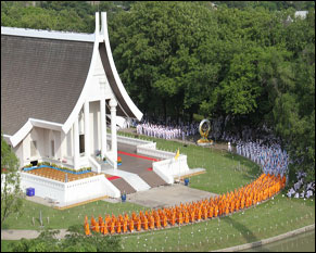 ภาพวันวิสาขบูชา 2555 ณ วัดพระธรรมกาย