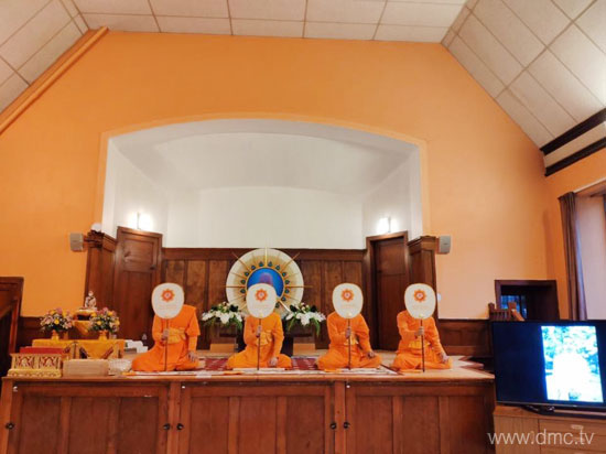 วัดพระธรรมกายสกอตแลนด์ จัดงานบุญเนื่องในวันพระ