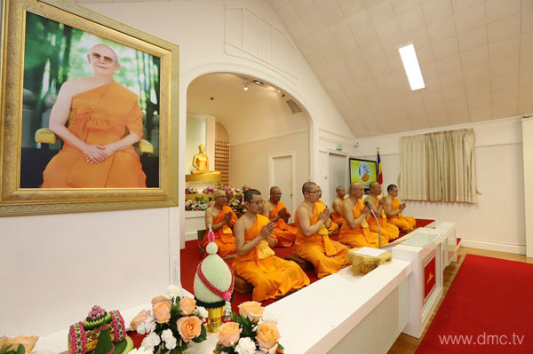 วัดพระธรรมกายบอสตัน จัดอบรมพระธรรมทายาท