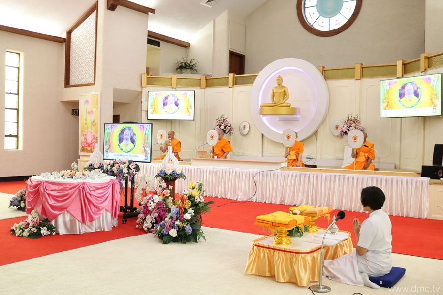 วัดพระธรรมกายแคนซัส จัดพิธีบำเพ็ญกุศลแด่องค์ลามะ กังเซน