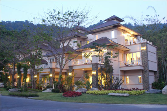 ปฏิบัติธรรมวันแม่ 3 วัน พร้อมครอบครัว