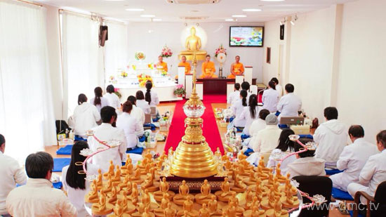 วัดพระธรรมกายโทชิหงิ จัดพิธีบูชาข้าวพระ