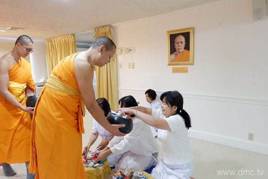 วัดพระธรรมกายดีซี จัดงานบุญวันอาทิตย์