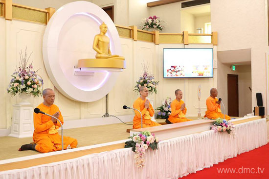 วัดพระธรรมกายแคนซัส จัดงานบุญวันอาทิตย์