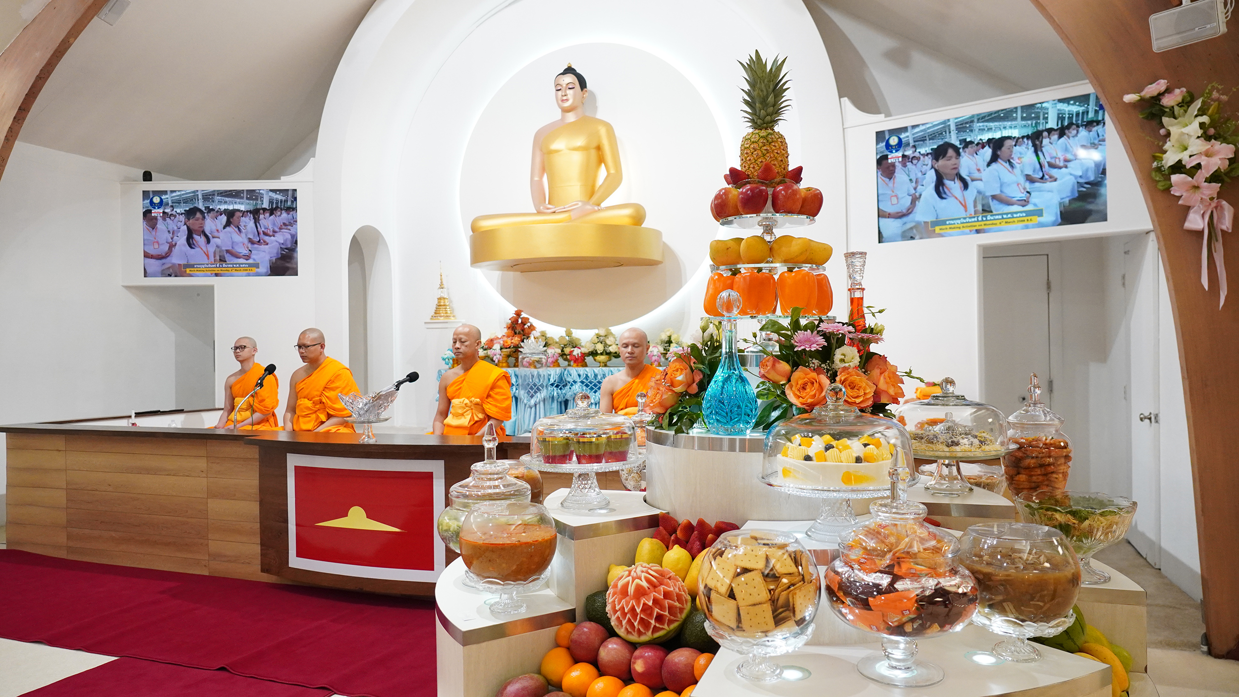 วัดพระธรรมกายซีแอตเติล จัดพิธีบูชาข้าวพระ และพิธีหล่อพระบรมพุทธเจ้า