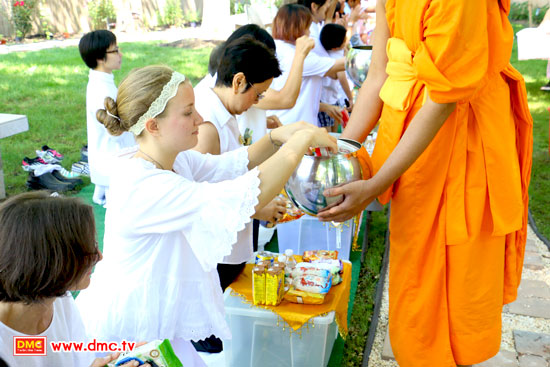 พิธีทอดผ้าป่าสามัคคี ณ วัดพระธรรมกายนิวเจอร์ซี