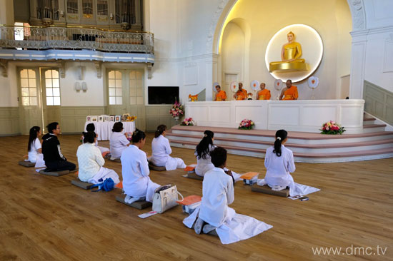 วัดพระธรรมกายนอร์ธสวีเดน จัดพิธีบุพเปตพลี