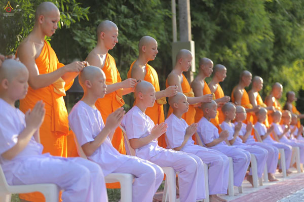 โครงการบวชสามเณรยุวธรรมทายาท รุ่นที่ 30 ภาคฤดูร้อน