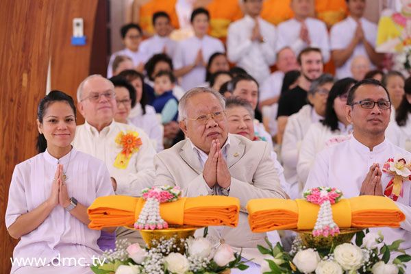 วัดพระธรรมกายซีแอตเติล จัดพิธีทอดกฐินสามัคคี