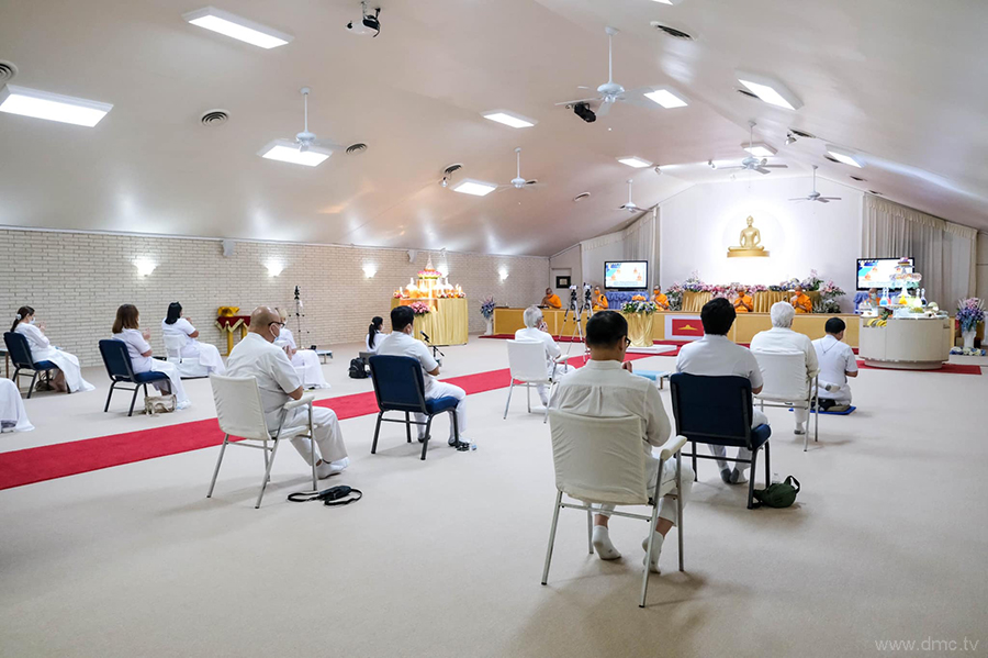 วัดพระธรรมกายเท็กซัส จัดงานบุญพิธีบูชาข้าวพระ