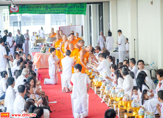 วัดภาวนาปาล์มบีช จัดพิธีทอดกฐิน