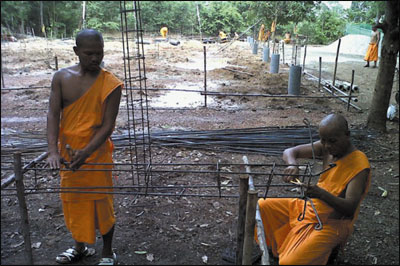 ร่วมบุญทอดผ้าป่าสร้างศาลาปฏิบัติธรรม (ธรรมทายาท 3 ฤดู) ณ วัดท่าเกวียน จ.สระแก้ว