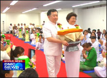 วัดพระธรรมกายโตเกียวได้รับพระราชทานผ้าพระกฐิน