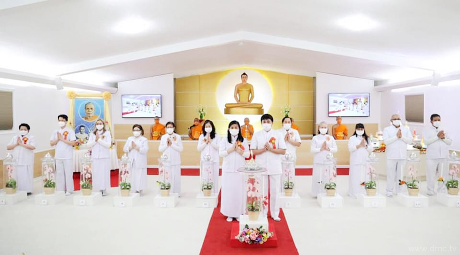 วัดพระธรรมกายจอร์เจีย จัดพิธีบูชาข้าวพระ