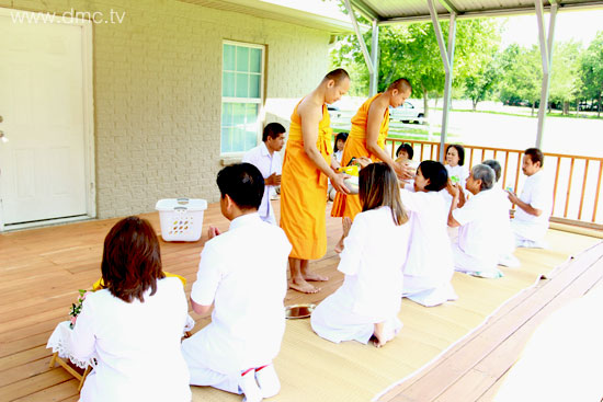 วัดพระธรรมกายเทนเนสซี จัดงานบุญวันอาทิตย์