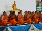 Alms offering to Foreign Dhammadyada Monks