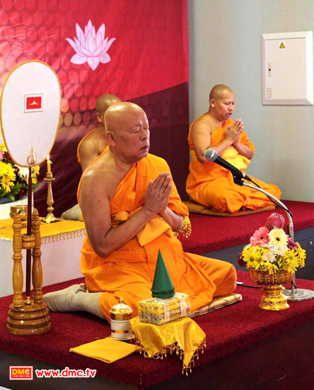วัดพระธรรมกายโจฮันเนสเบิร์ก จัดโครงการบรรพชาสามเณรธรรมทายาท