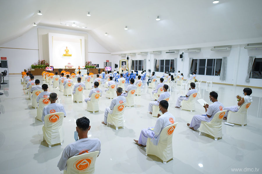 ศูนย์ปฏิบัติธรรมพนมสารคาม จัดปฏิบัติธรรมประจำสัปดาห์