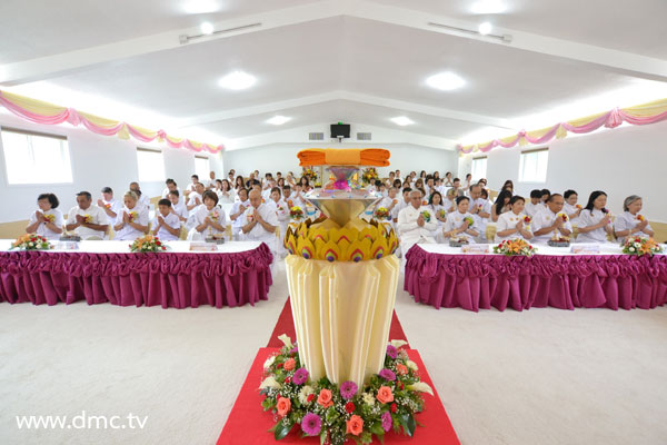 วัดพระธรรมกายจอร์เจีย จัดพิธีทอดกฐินสามัคคี