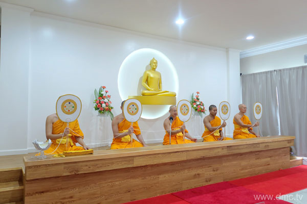 งานบุญวันอาทิตย์ ณ วัดพระธรรมกายปาล์มบีช